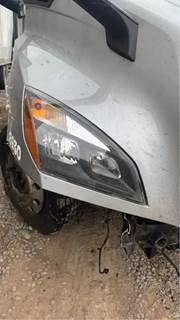 Freightliner Cascadia 126 Headlight Assembly