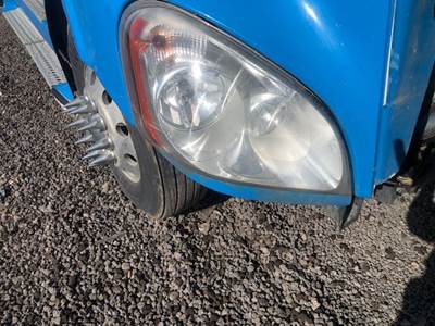 Freightliner Cascadia 132 Headlight Assembly