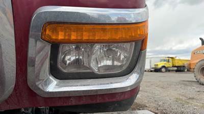 International HX520 Headlight Assembly
