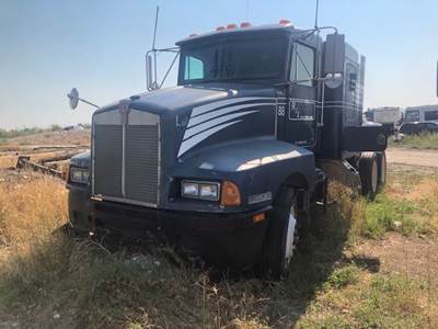 Kenworth T600 Headlight Assembly