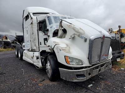 Kenworth T660 Headlight Assembly