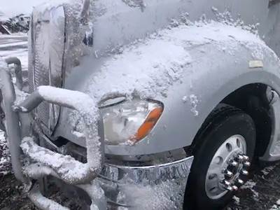 Kenworth T680 Headlight Assembly