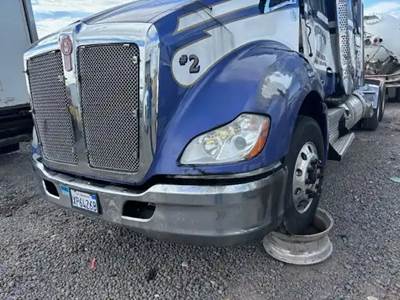 Kenworth T680 Headlight Assembly