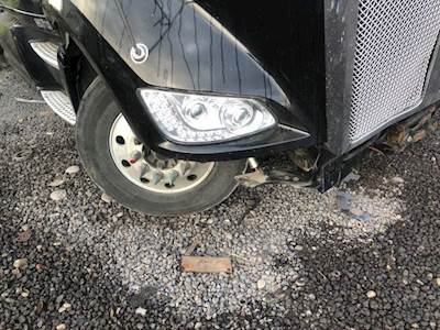 Kenworth T700 Headlight Assembly