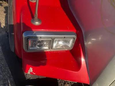 Kenworth T800 Headlight Assembly
