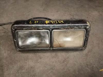 Kenworth T800 Headlight Assembly