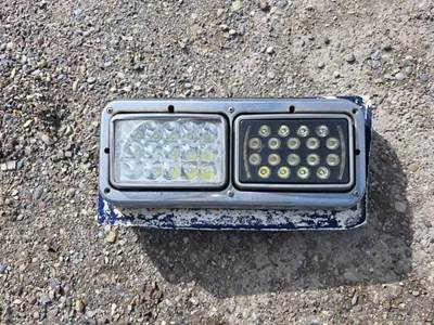 Kenworth T800 Headlight Assembly