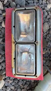 Kenworth T800 Headlight Assembly