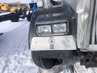 Kenworth W900 Headlight Assembly