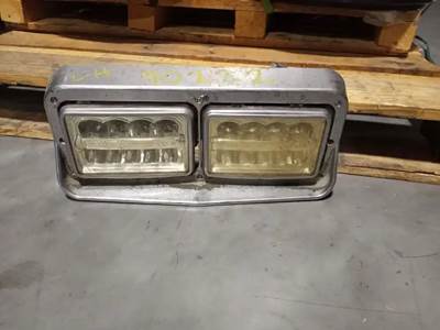 Kenworth W900 Headlight Assembly