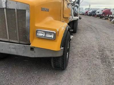 Kenworth W900 Headlight Assembly