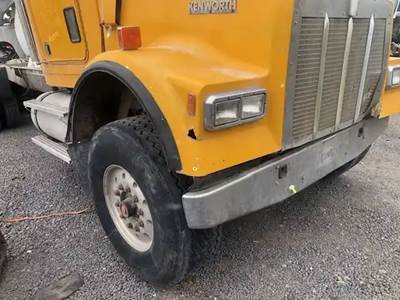 Kenworth W900 Headlight Assembly