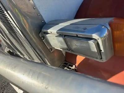Peterbilt 379 Headlight Assembly