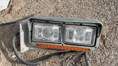 Peterbilt 379 Headlight Assembly