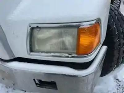 Peterbilt 385 Headlight Assembly