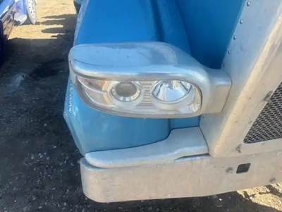 Peterbilt 389 Headlight Assembly