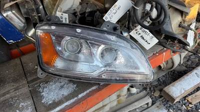 Peterbilt 579 Headlight Assembly