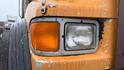 Sterling L9500 Headlight Assembly
