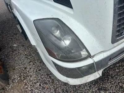 Volvo VNL Headlight Assembly