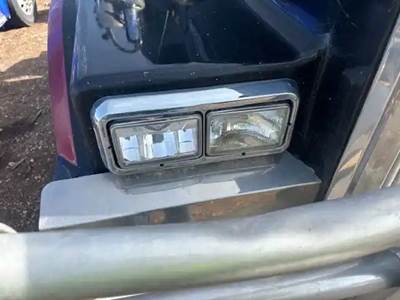 Western Star 4900 Headlight Assembly