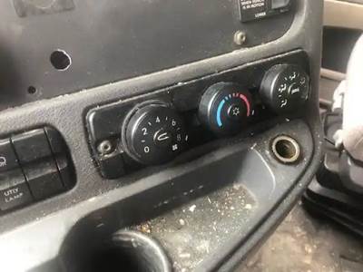Freightliner Cascadia 125 Heater / AC Temp Control