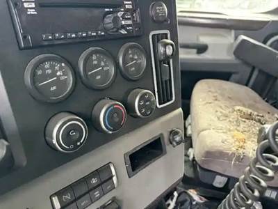 Freightliner Cascadia 126 Heater / AC Temp Control