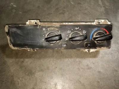 Freightliner Columbia 120 Heater / AC Temp Control