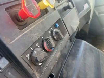 International 4900 Heater / AC Temp Control