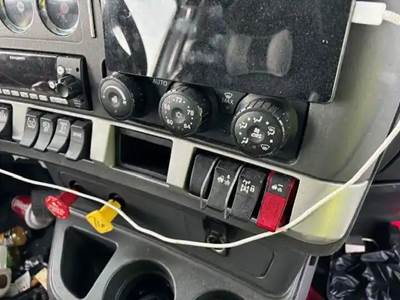 Kenworth T680 Heater / AC Temp Control