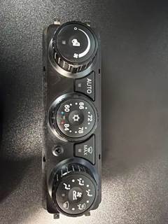 Used Kenworth T680 Heater Control Assembly, Part # F21-1028-2381, 5HB 013 610-01