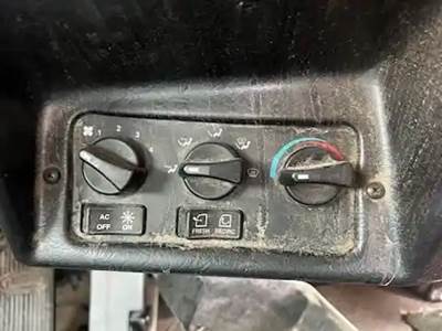Peterbilt 385 Heater / AC Temp Control