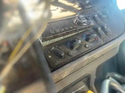 Peterbilt 389 Heater / AC Temp Control