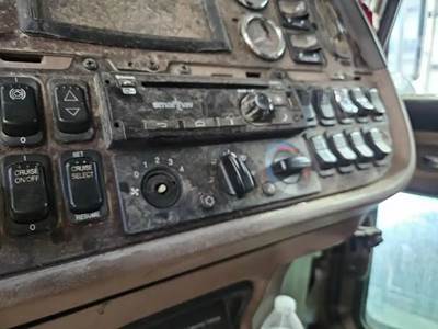 Peterbilt 389 Heater / AC Temp Control