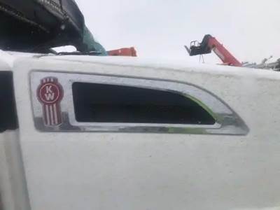 Kenworth T680 Hood Panel