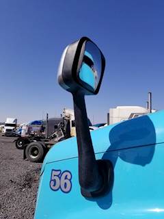 Freightliner Cascadia 125 Hood Part