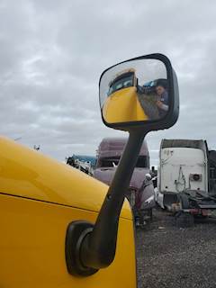 Freightliner Cascadia 125 Hood Part