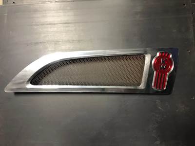 Kenworth T680 Hood Part