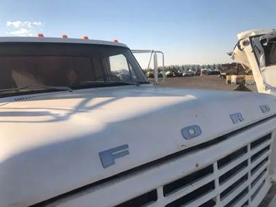 Ford F-750 Hood for a 1976 Ford F750
