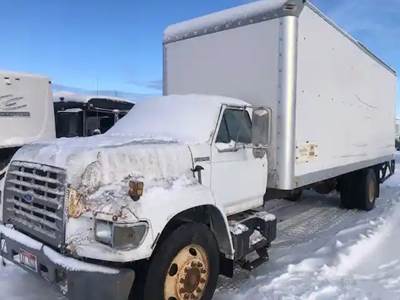 Ford F-800 Hood for a 1999 Ford F800