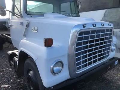 Ford LN7000 Hood