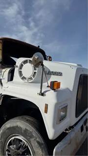 Ford LNT9000 Hood