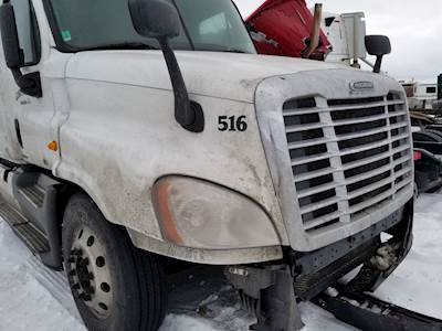Freightliner Cascadia 125 Hood