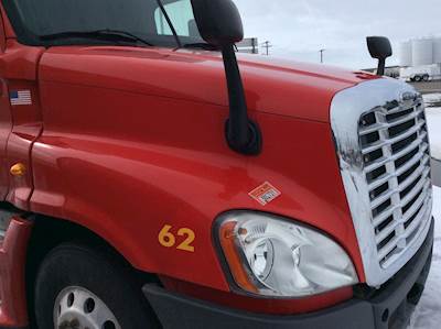 Freightliner Cascadia 125 Hood