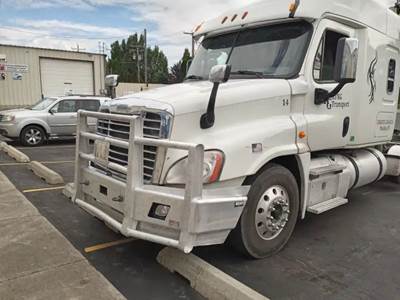 Freightliner Cascadia 125 Hood