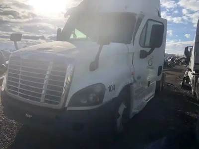 Freightliner Cascadia 125 Hood