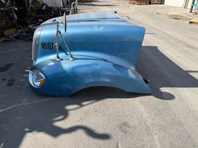 Freightliner Columbia 120 Hood