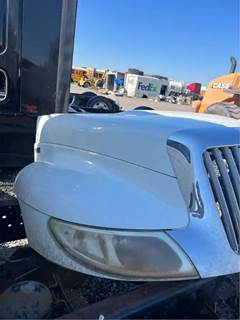 International DuraStar 4300 Hood