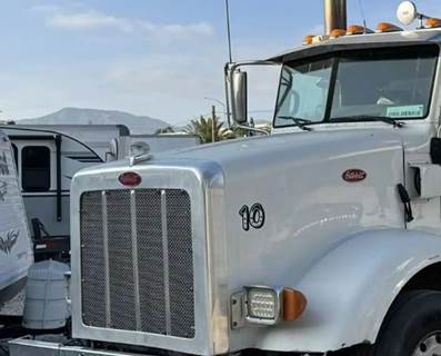 New Aftermarket Peterbilt 365 Hood Shell
