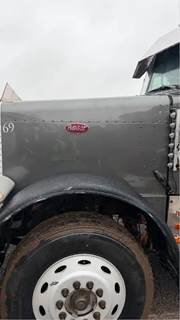 Peterbilt 379 Hood