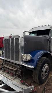 Used 2012 Peterbilt 389 Hood Assembly